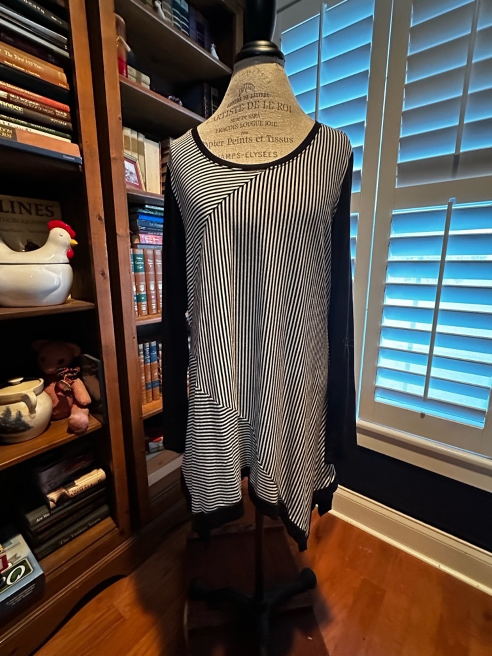 Philosophy Black and White Shark Bite Tunic